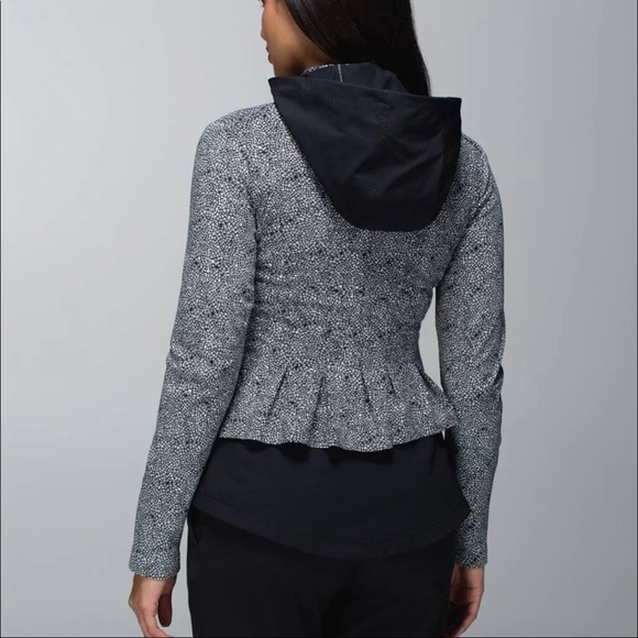 Lululemon Peplum Jacket - Black with Daisy Print - Picture 1 of 4